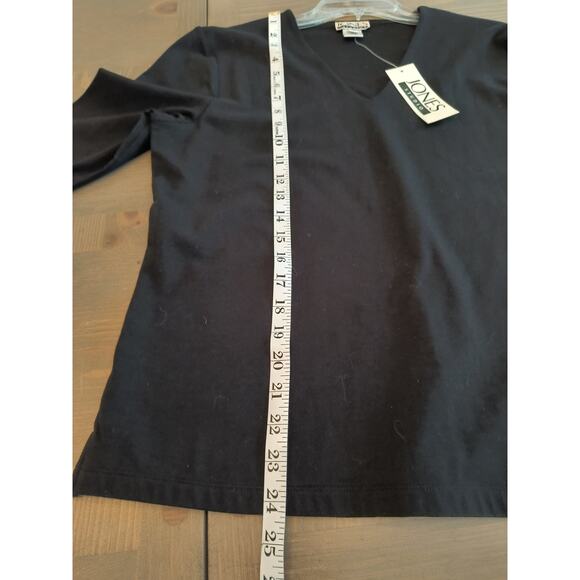 Jones Studio 3/4 Sleeve Top Wmn's Sz M Black V Neck Soft Knit base layer Casual - Picture 9 of 14